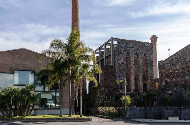 Ciminiere. Museo degli antichi strumenti di scrittura: in 300 metri quadrati, quasi 10mila pezzi esposti, 46 tra teche e vetrine.